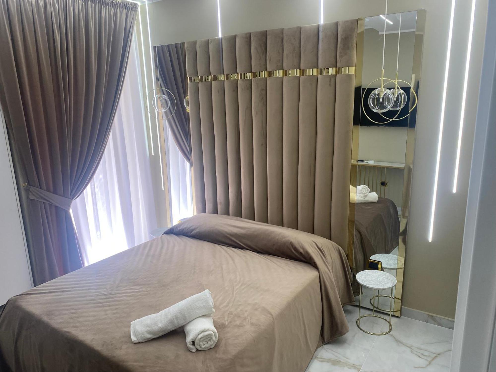 Al Binario Di Napoli Bed & Breakfast Eksteriør bilde